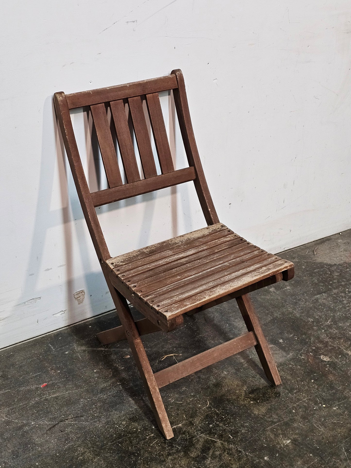 Chaises pliantes en bois