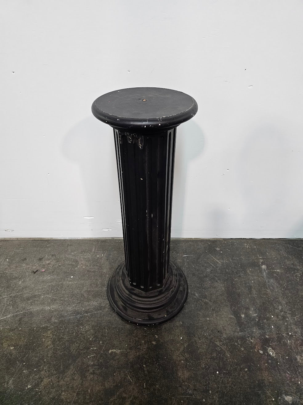 Podium/colonne noire style grec