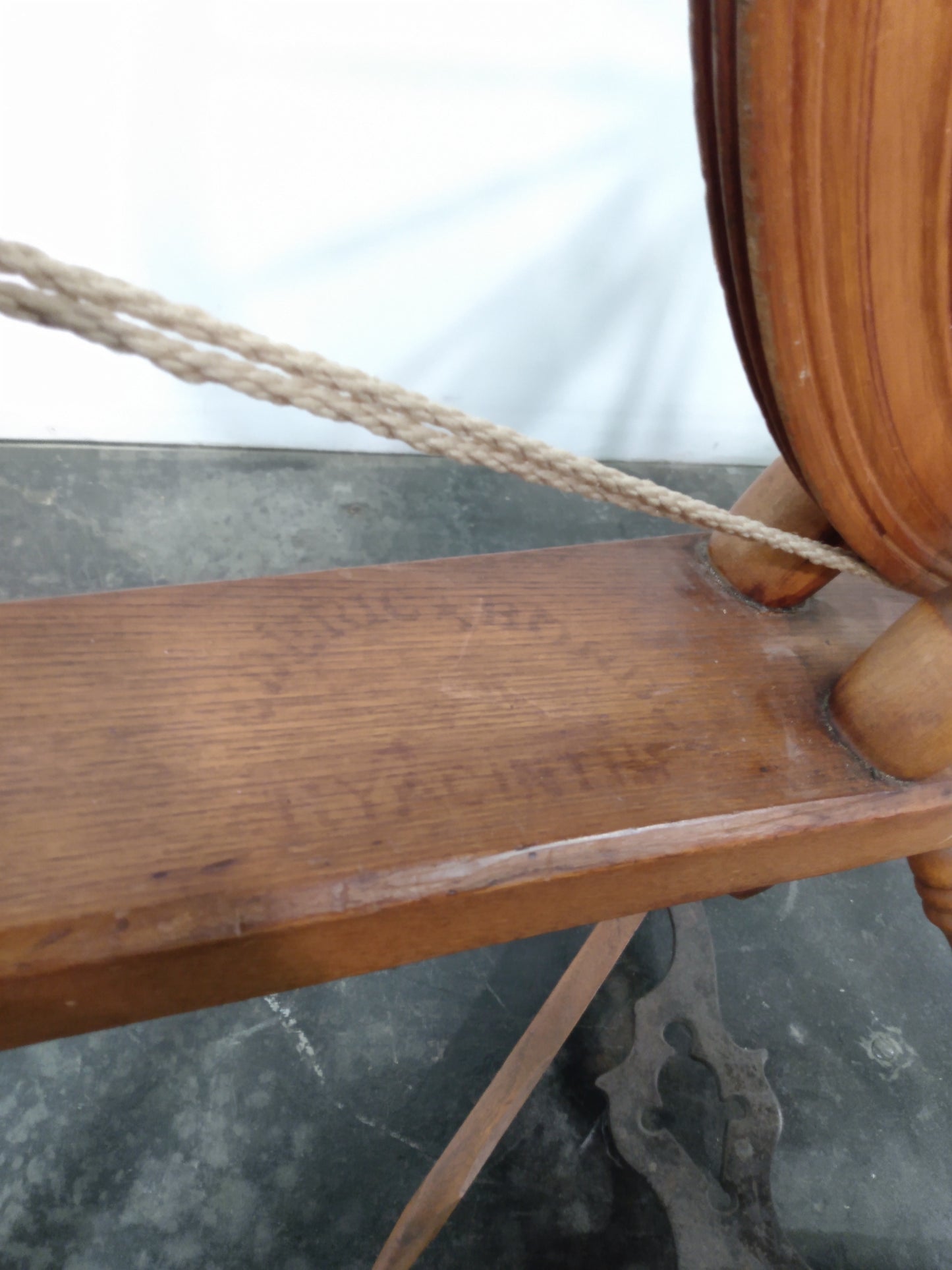 Rouet antique