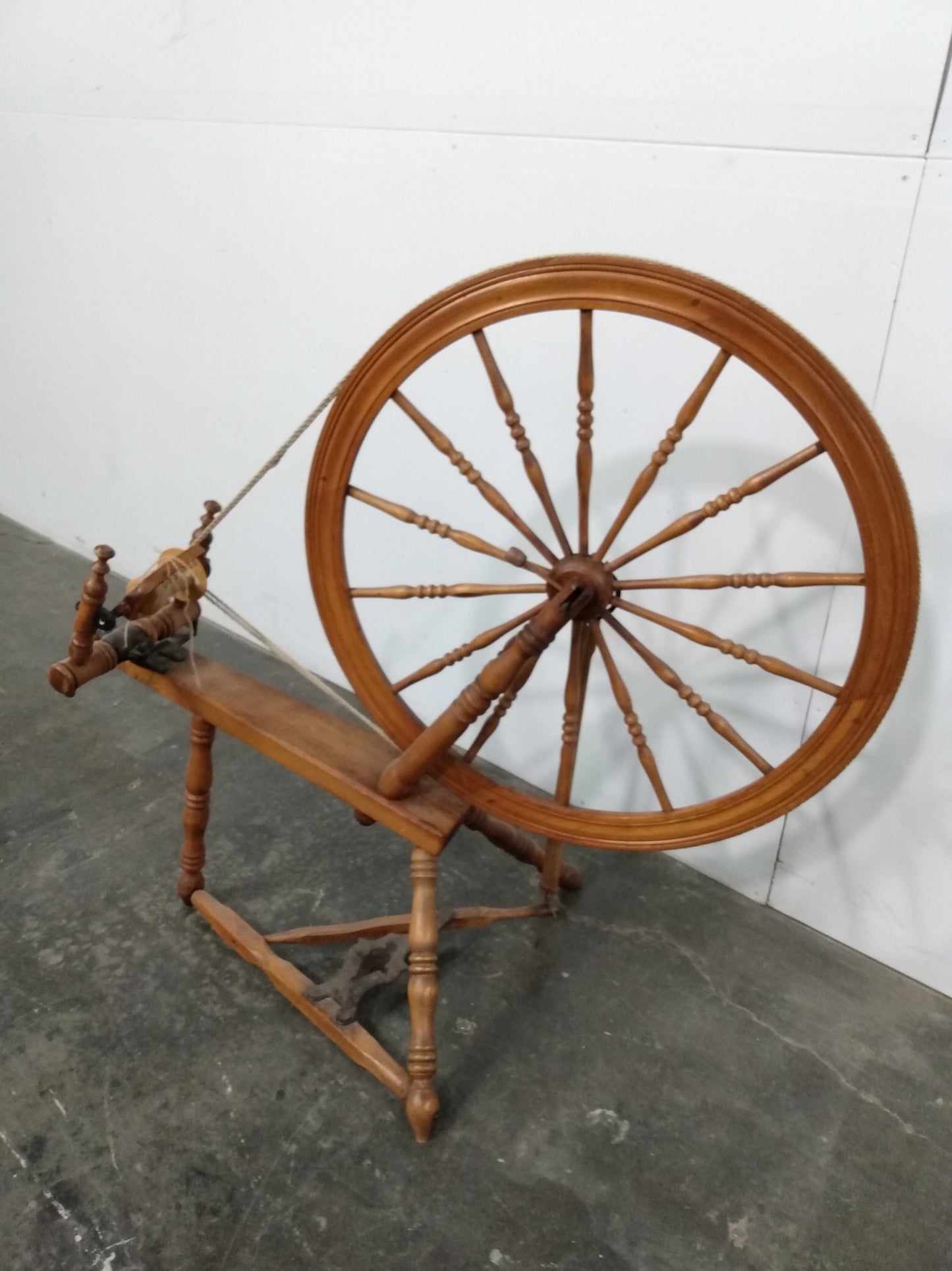 Rouet antique
