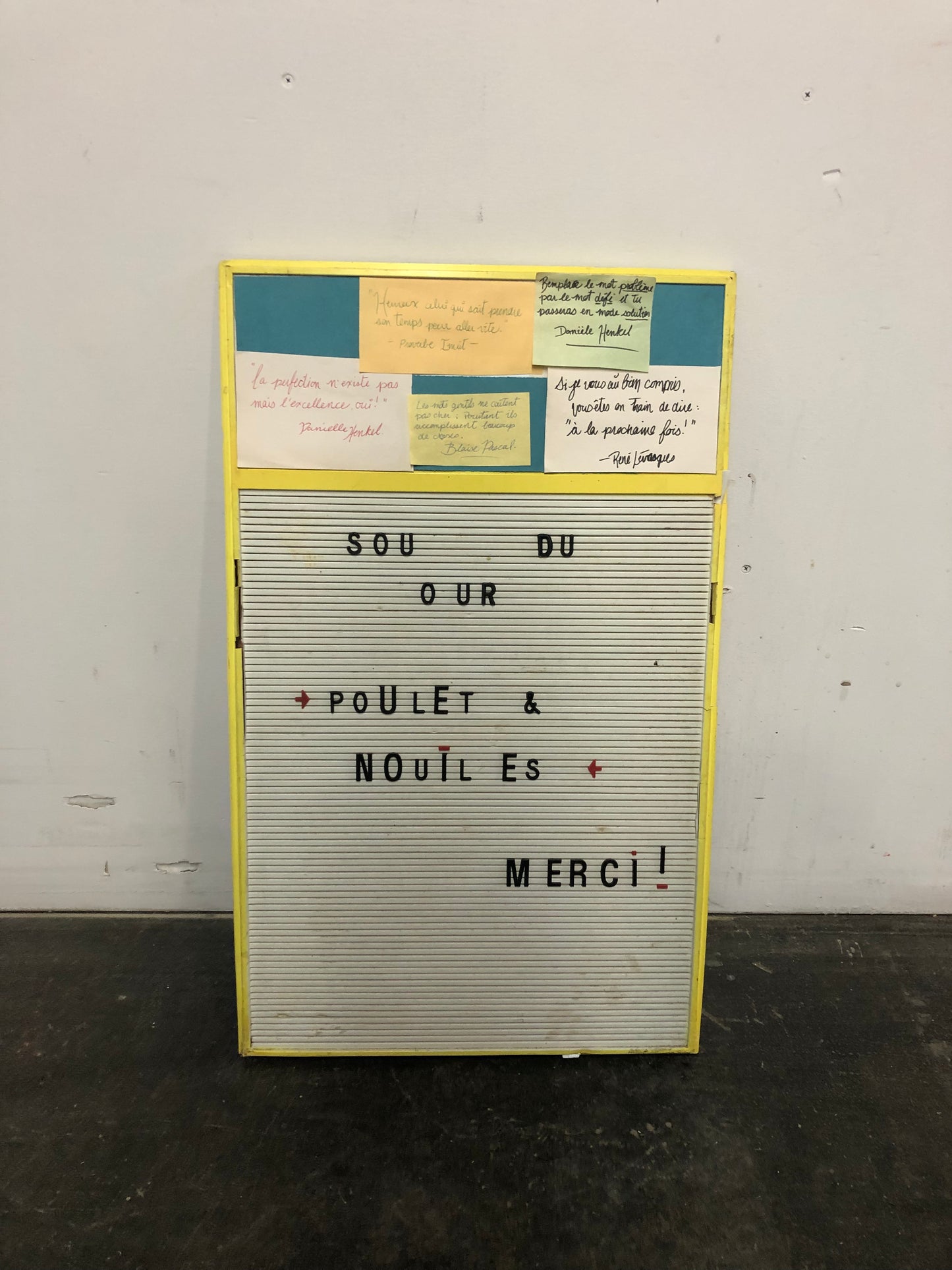 Lot de cadres et laminés variés