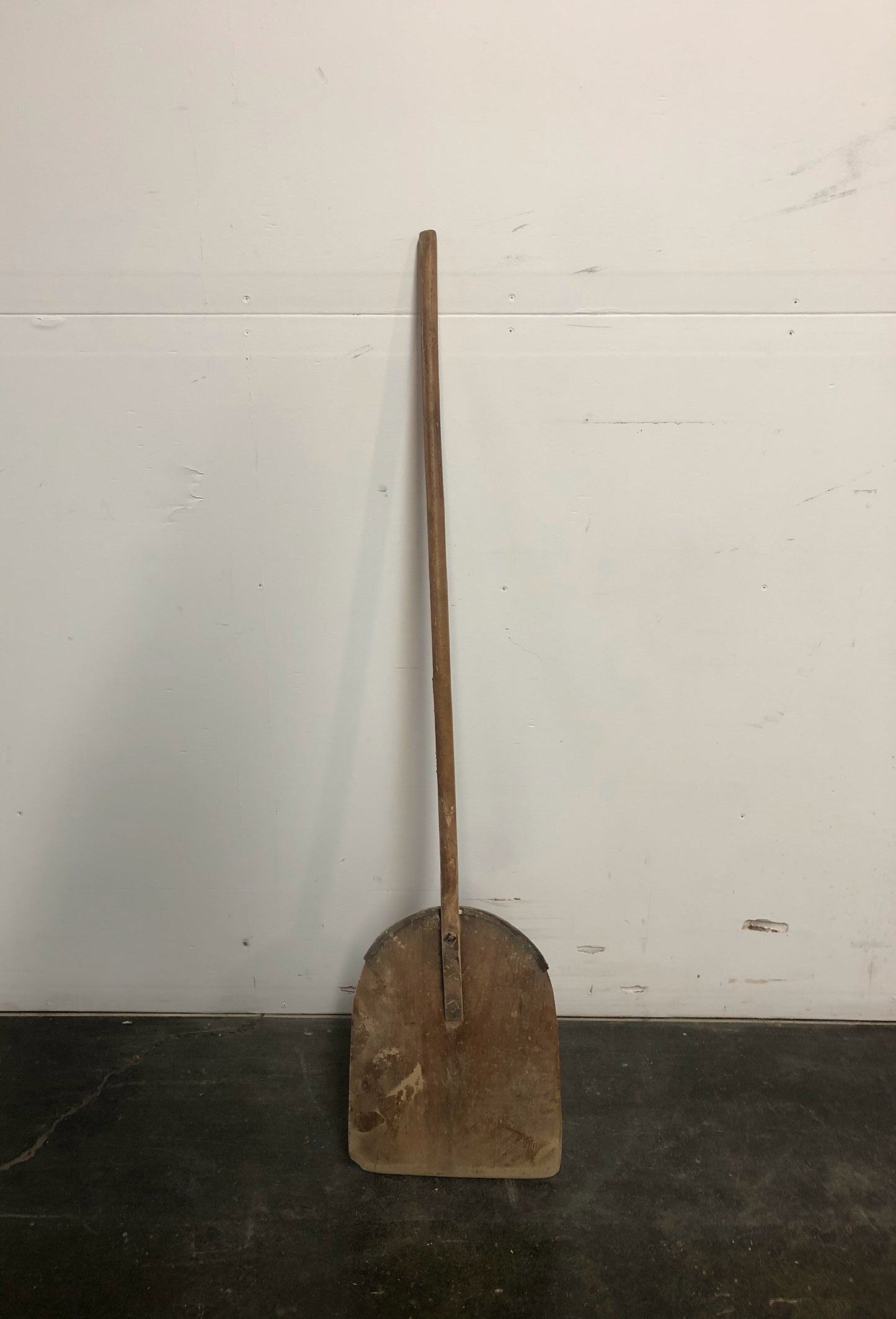 Pelle en bois décorative