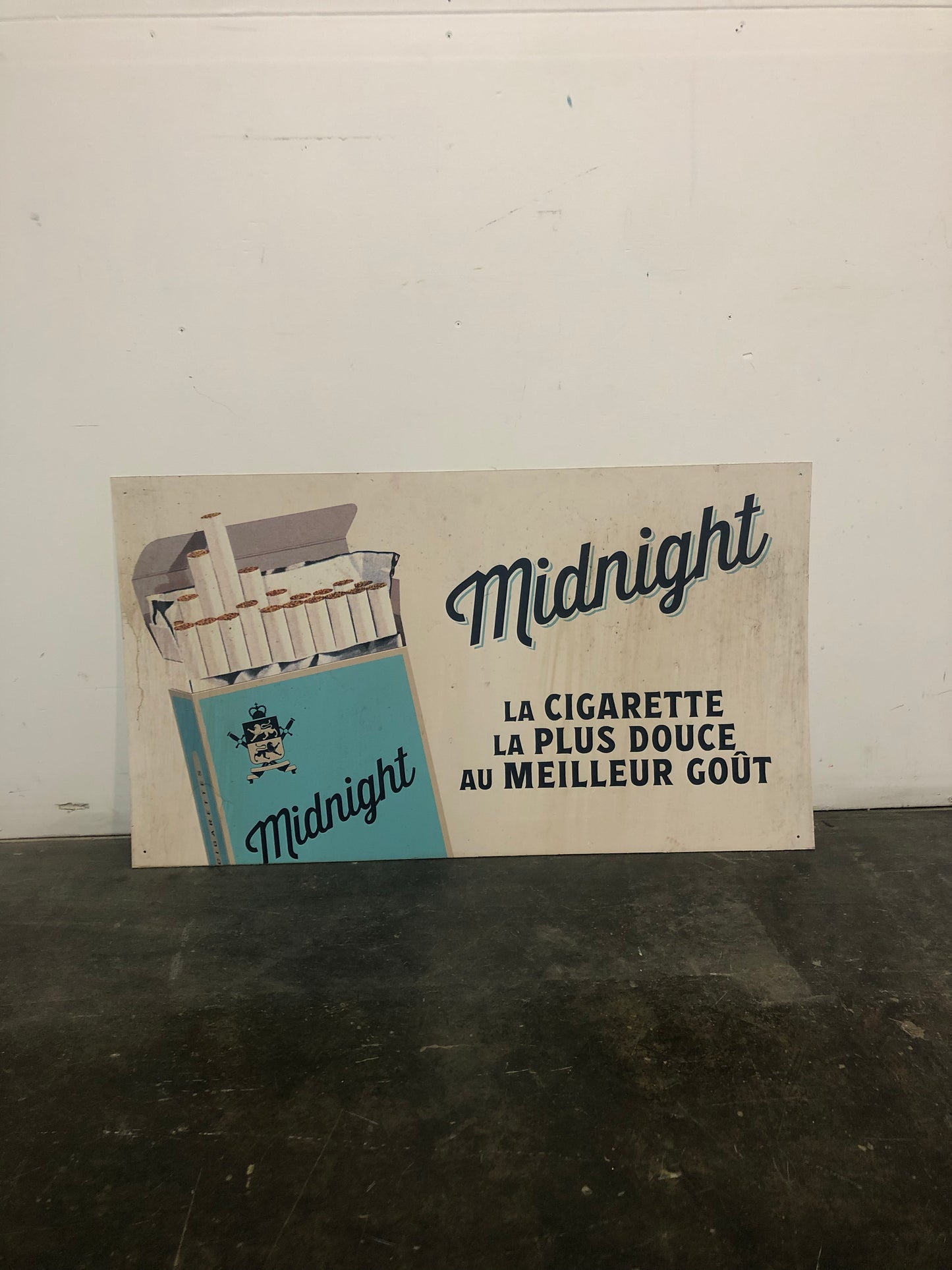 Affiches publicitaires variées - esthétique 70s