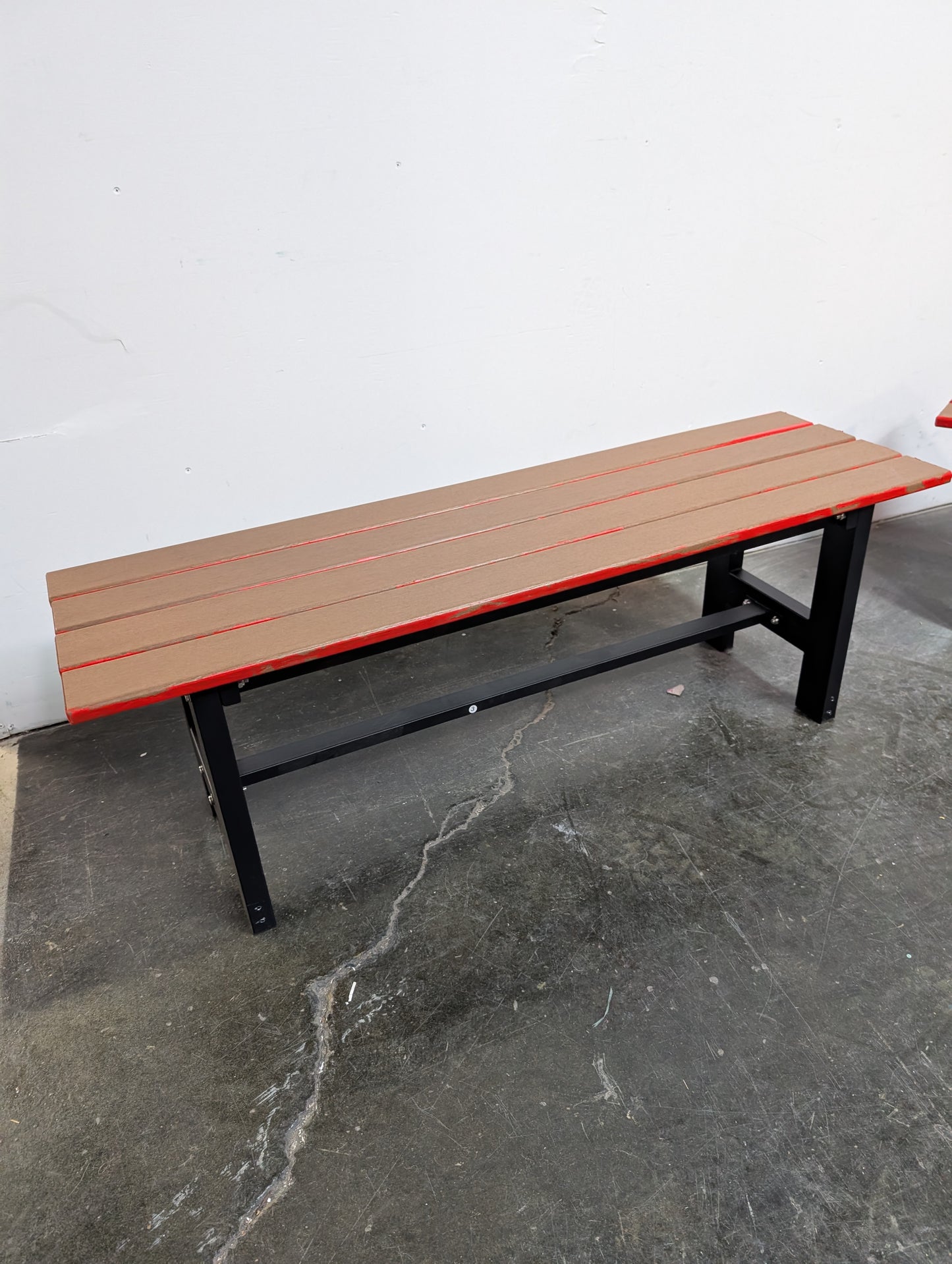 Banc faux bois et métal
