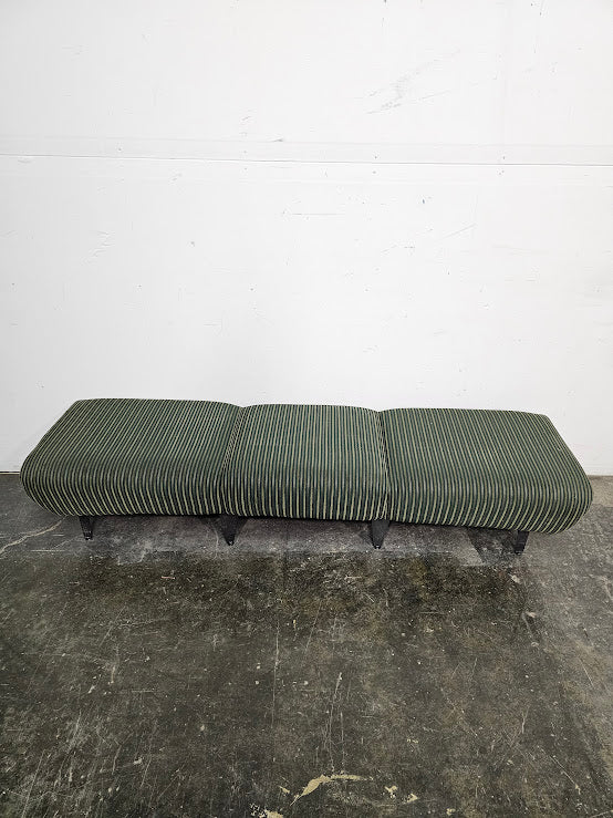 Long banc en velours