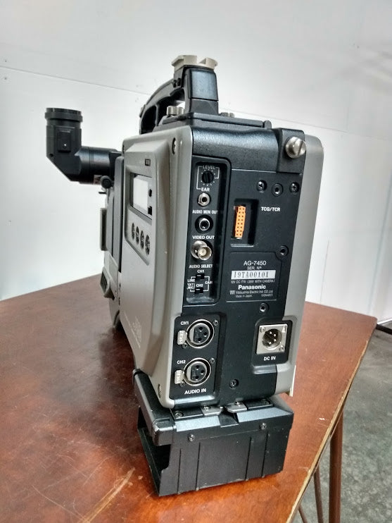 Caméra Panasonic AG-7450