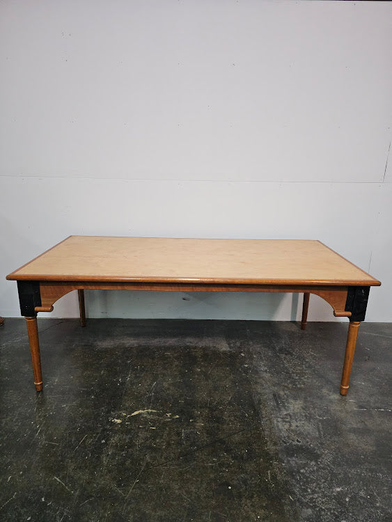 Grande table en bois