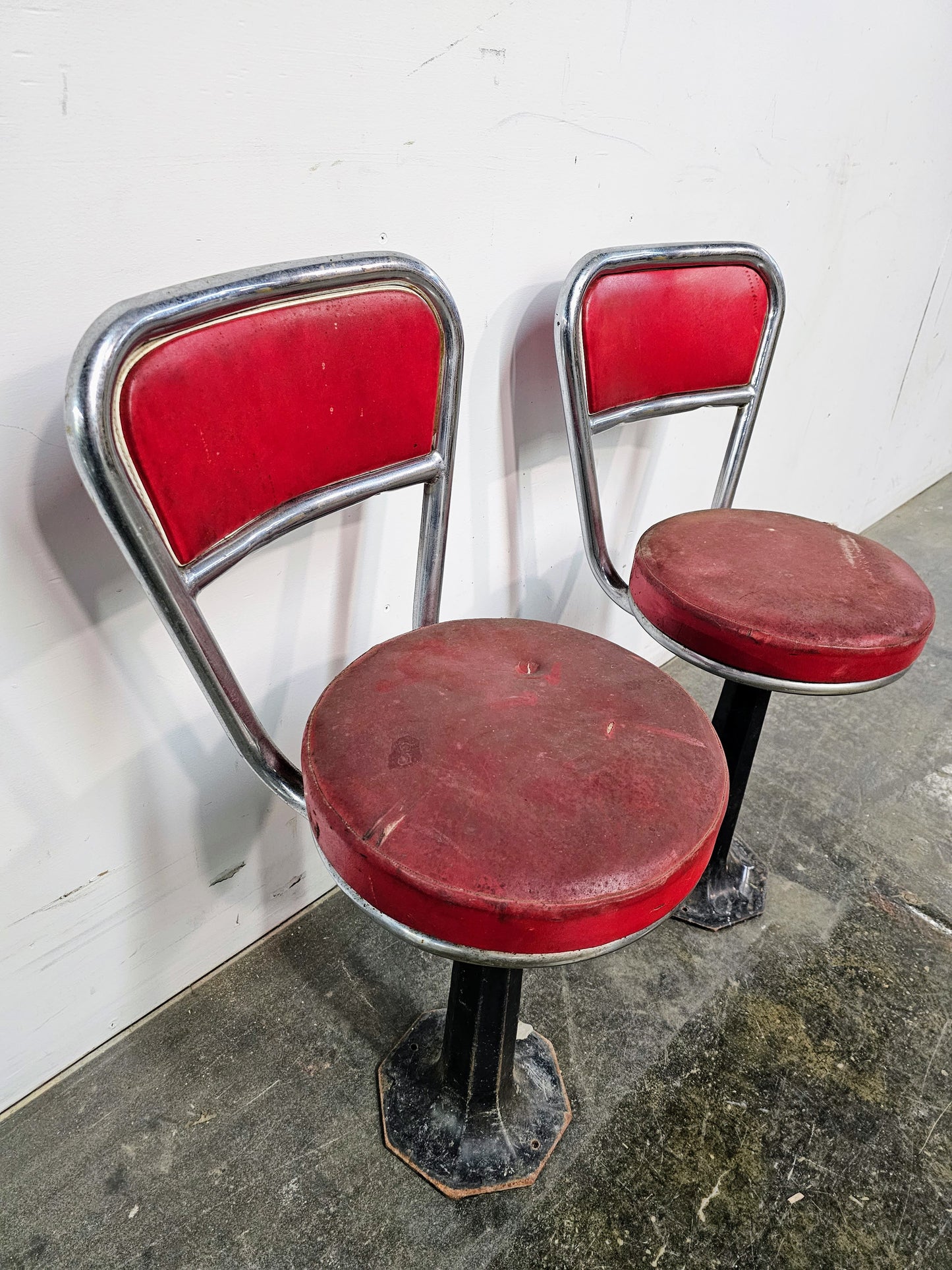 Chaise vintage rouge