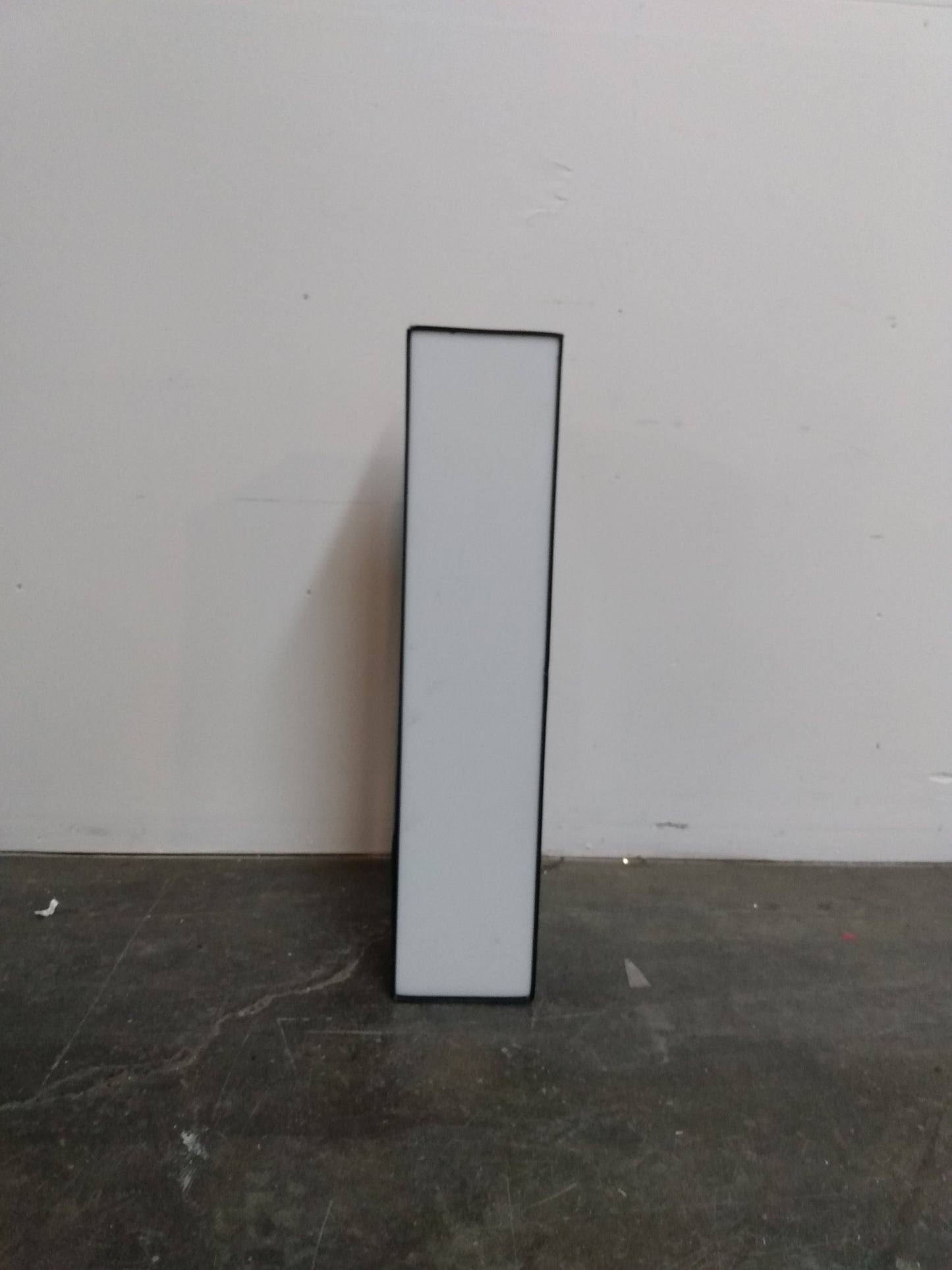 Lettres géantes blanches