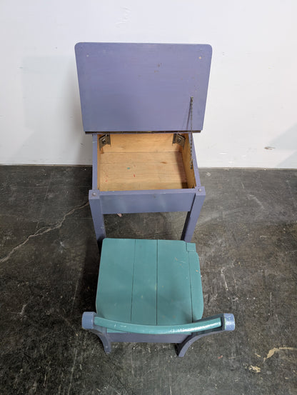 Pupitre et chaise