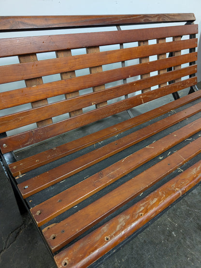Banc de parc en bois