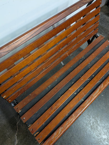 Banc de parc en bois