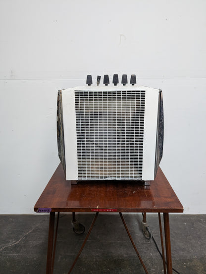 Distributeur de liqueurs en fontaine non fonctionnel