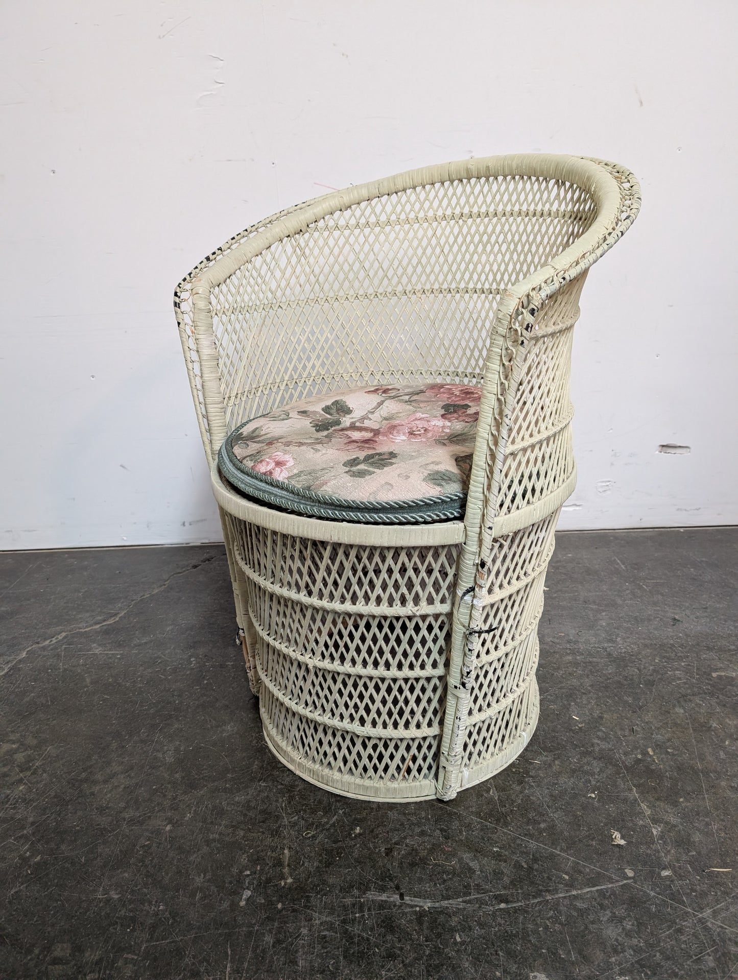 Fauteuil en rotin blanc