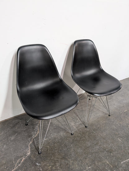 Chaise noire
