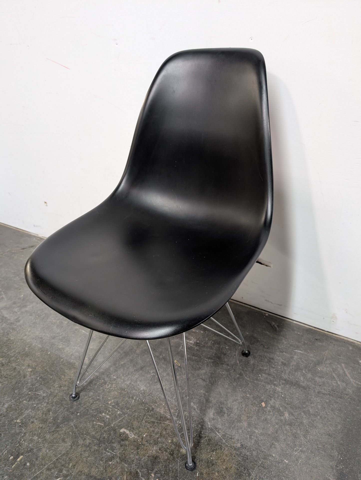 Chaise noire