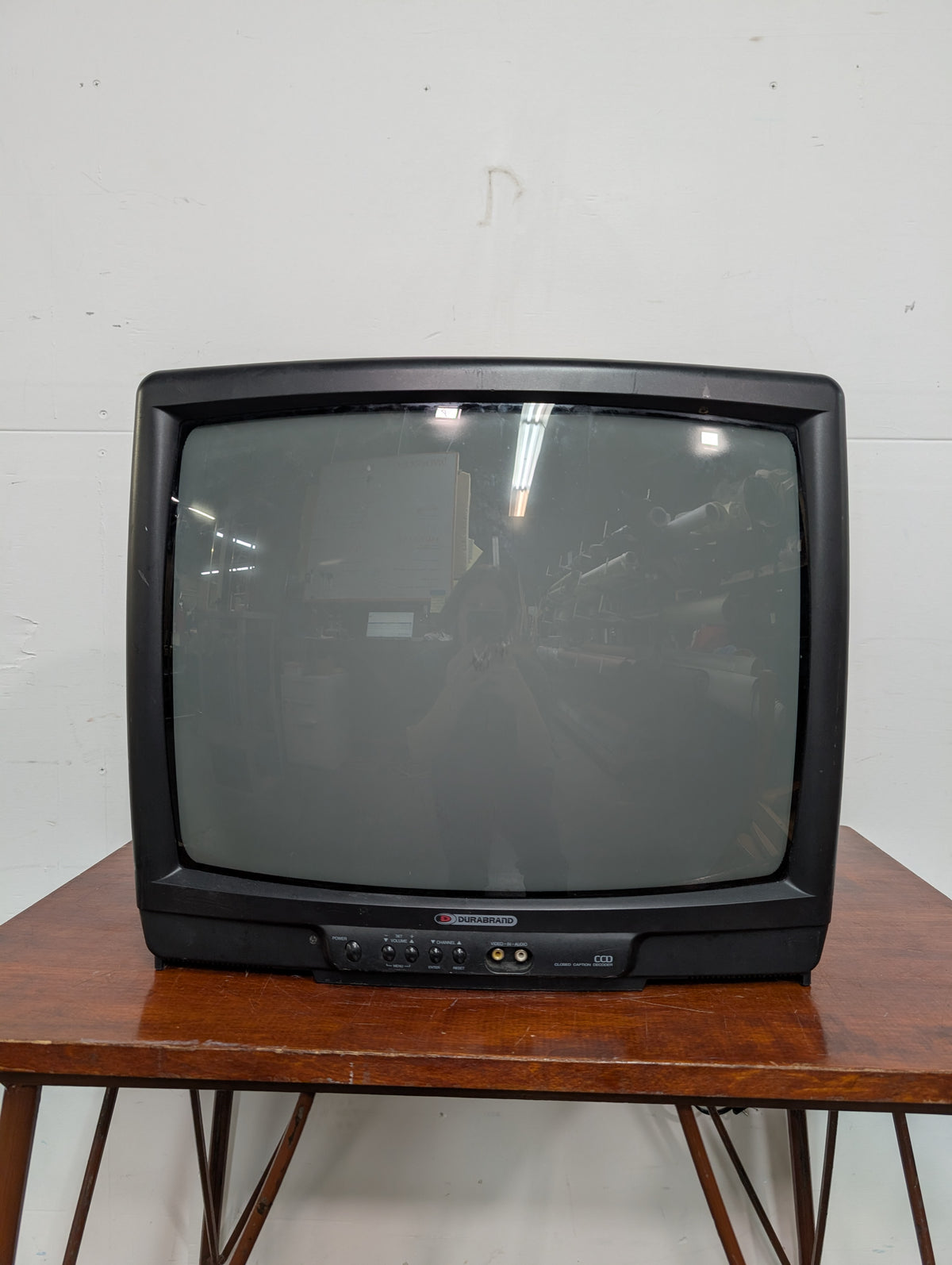 Télévision cathodique Durabrand noir 19"