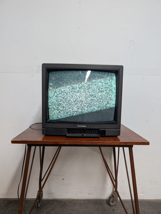 Télévision cathodique Mitsubishi 18"