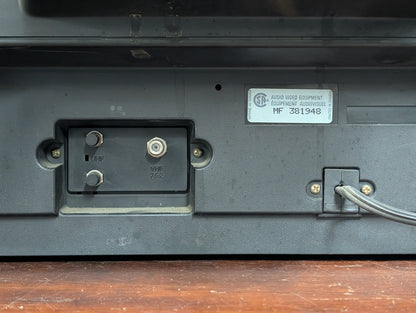 Télévision cathodique Mitsubishi 18"