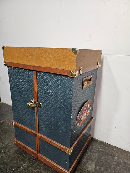 Malle armoire