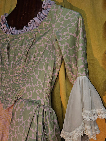 Costume - Robe du 16e siècle