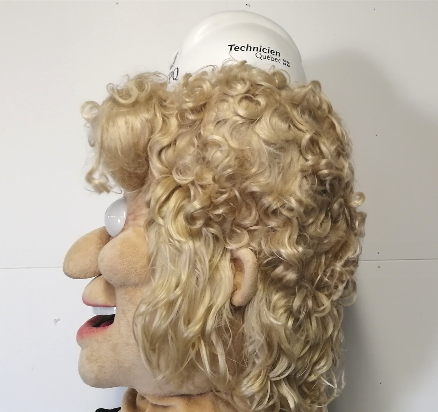 Tête de mascotte - Femme avec casque