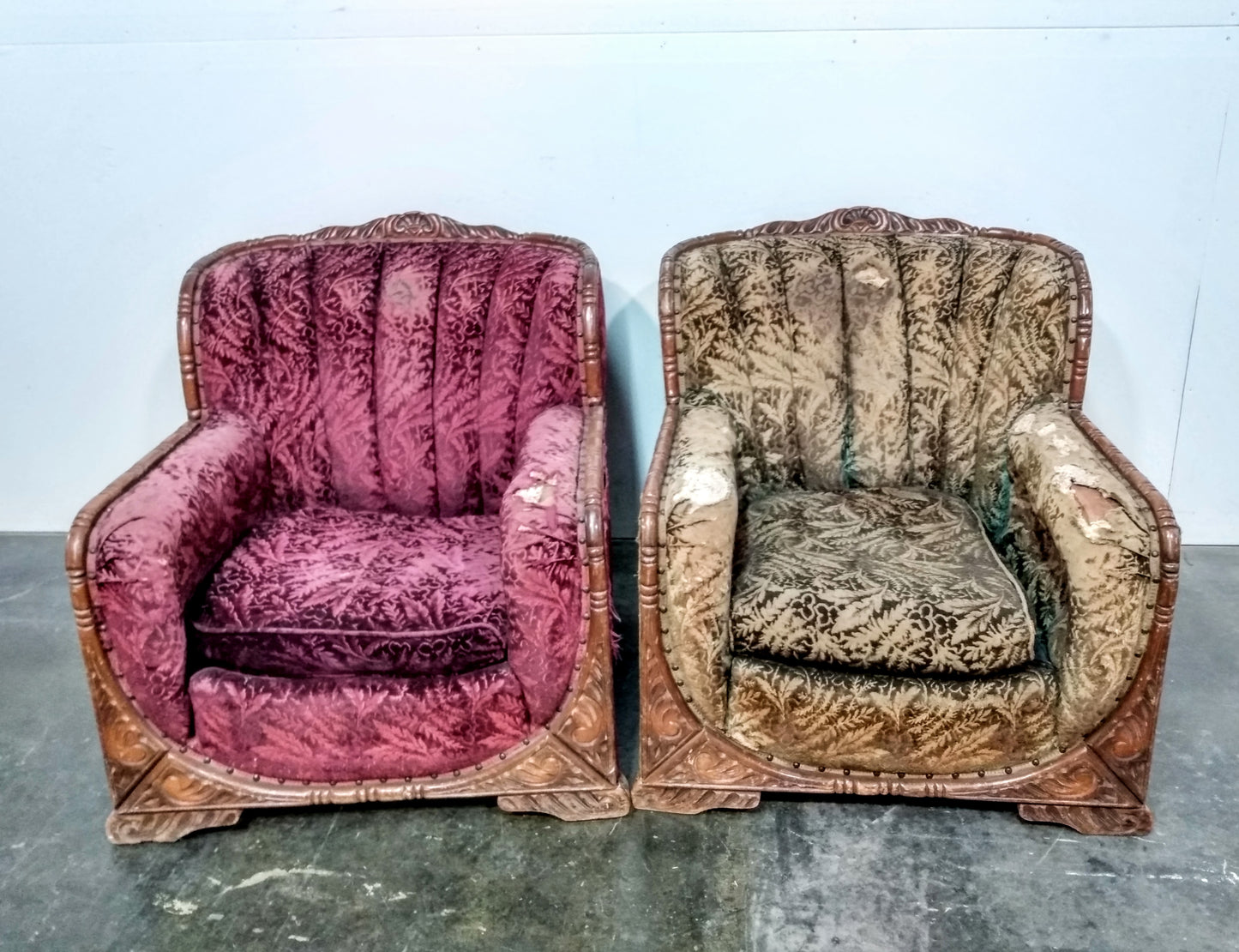 Fauteuils à restaurer